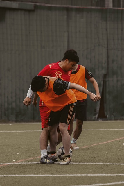 拉早已将这